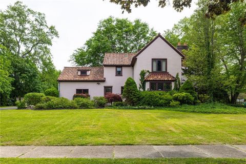 Homes For Sale - 550 Winton Road<br/> Brighton, NY 14618