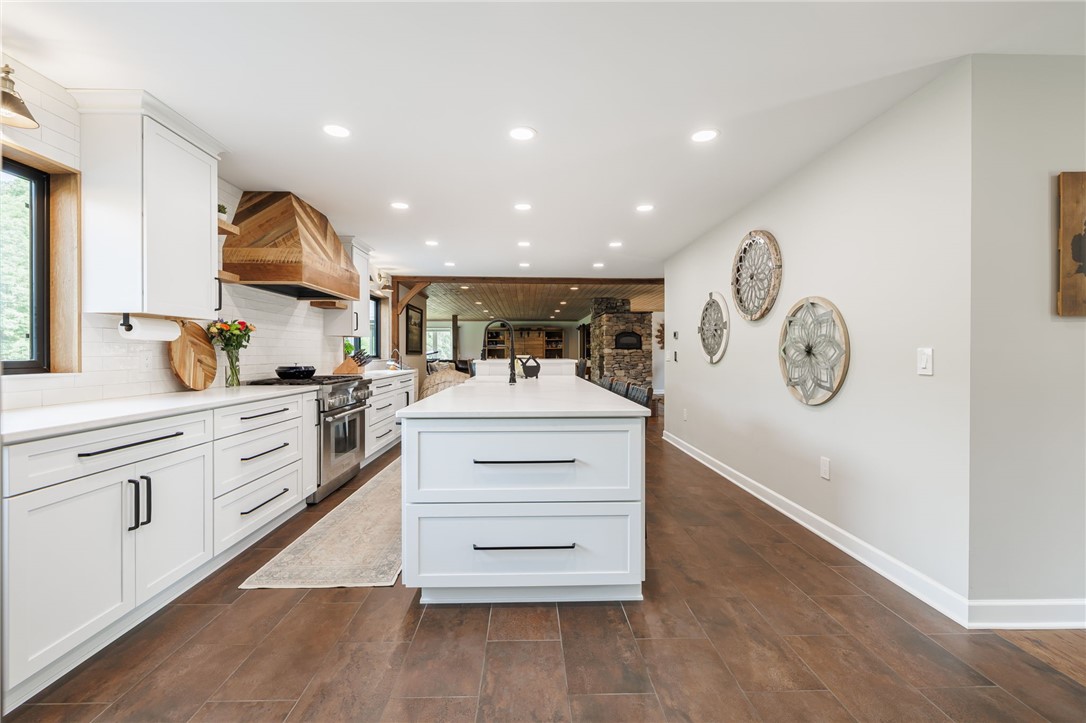 Search Properties 3 6126 rossier rd