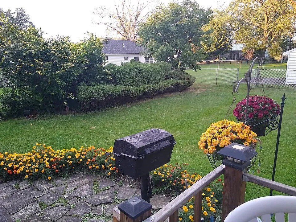 4465 Stratford Ter, Hamburg, New York image 10