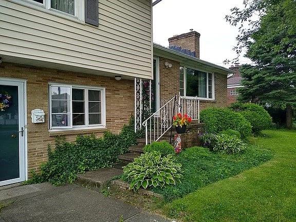 4465 Stratford Ter, Hamburg, New York image 3