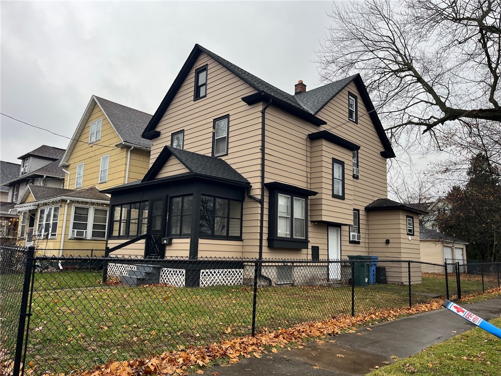 207 Lincoln Avenue, Rochester, New York image 2