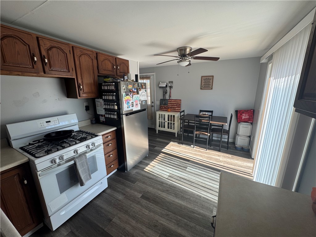 Oakfield, New York 14125, United States, 2 Bedrooms Bedrooms, ,1 BathroomBathrooms,Residential,Active,231346