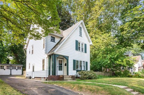 Tiny photo for 297 Spencer Road, Irondequoit, NY 14609 (MLS # R1660516)