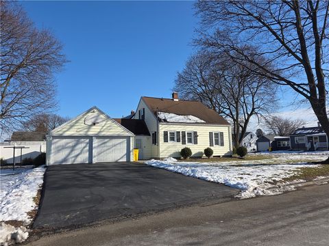 Photo of 628 Decker Avenue, Elmira City, NY 14904 (MLS # R1654951)