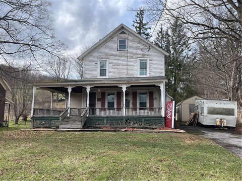 Homes For Sale - 61501 State Highway 10<br/> Delaware County, Stamford, NY 13788