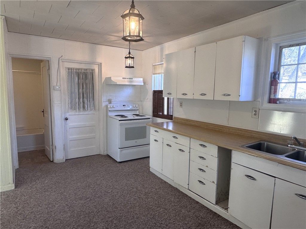 Photo of 1 Mohigan Drive, Oneonta, NY 13820 (MLS # R1665761)