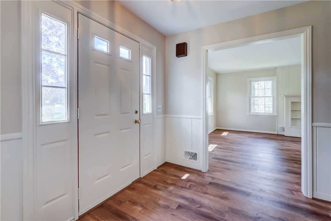 264 Shorewood Drive, Webster, New York image 3