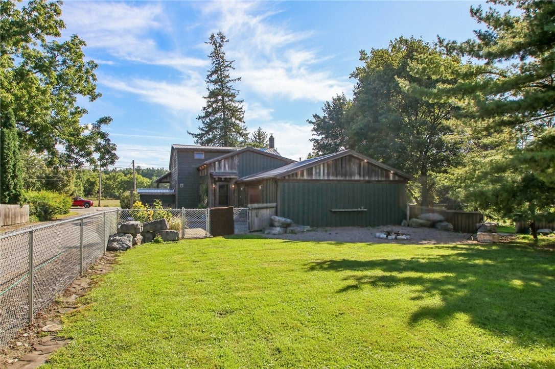 6407 Main Road