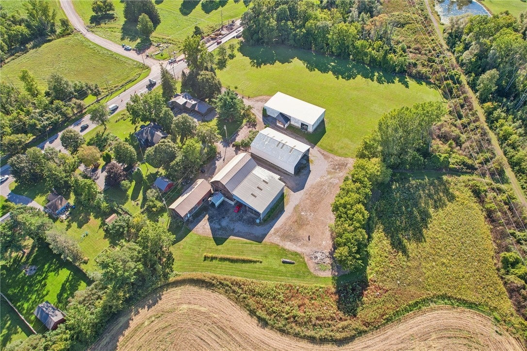 6407 Main Road