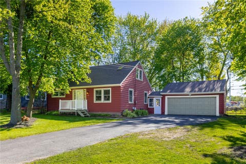 Homes For Sale - 92 Coldwater Road<br/> Monroe County, Gates, NY 14624
