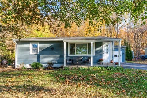 203 County Road 7 Clifton Springs NY 14432