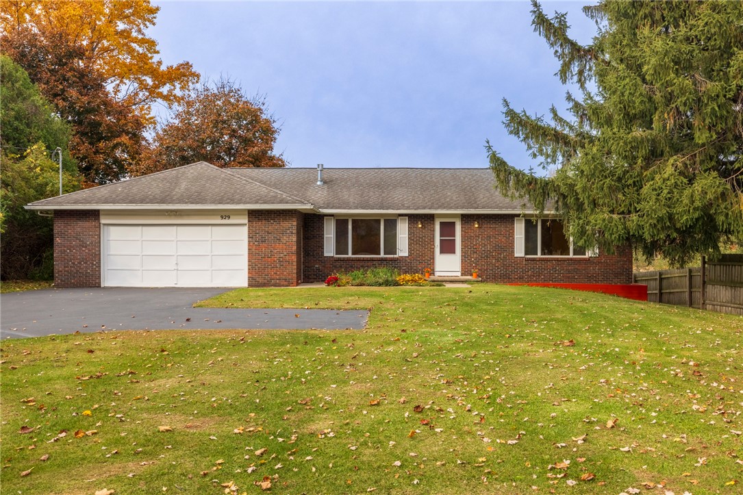 929 Salt Road, Webster, New York image 1