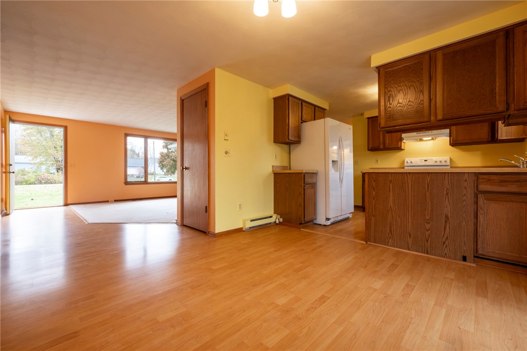 929 Salt Road, Webster, New York image 18