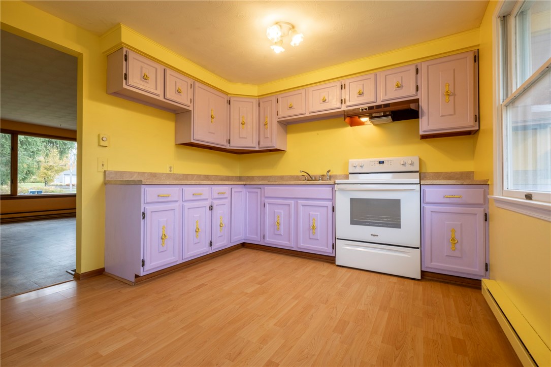 929 Salt Road, Webster, New York image 32