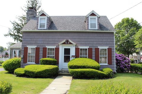 Photo of 25 Francis Avenue, Norwich, NY 13815 (MLS # R1618198)