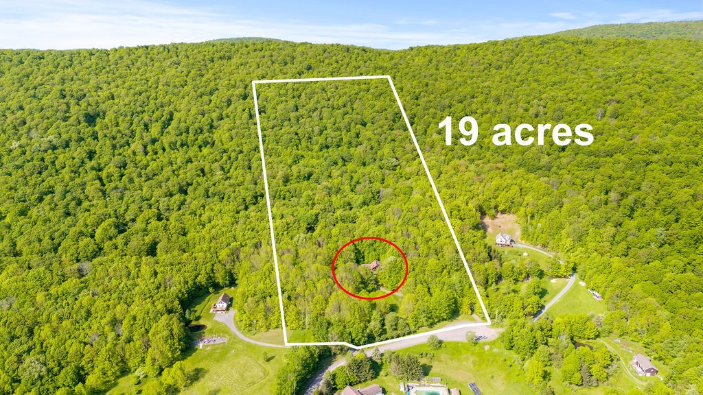 8 Small Road Road, Middletown, New York image 2