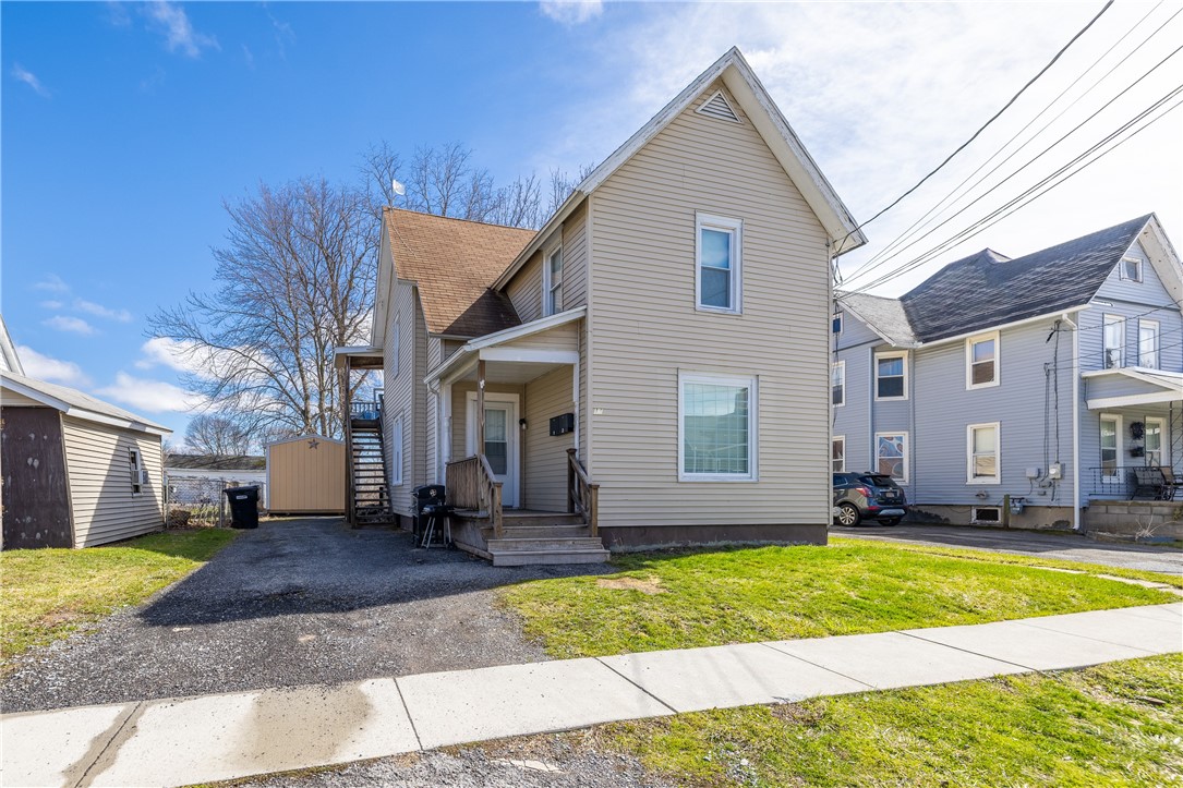 11 Hallenbeck Avenue