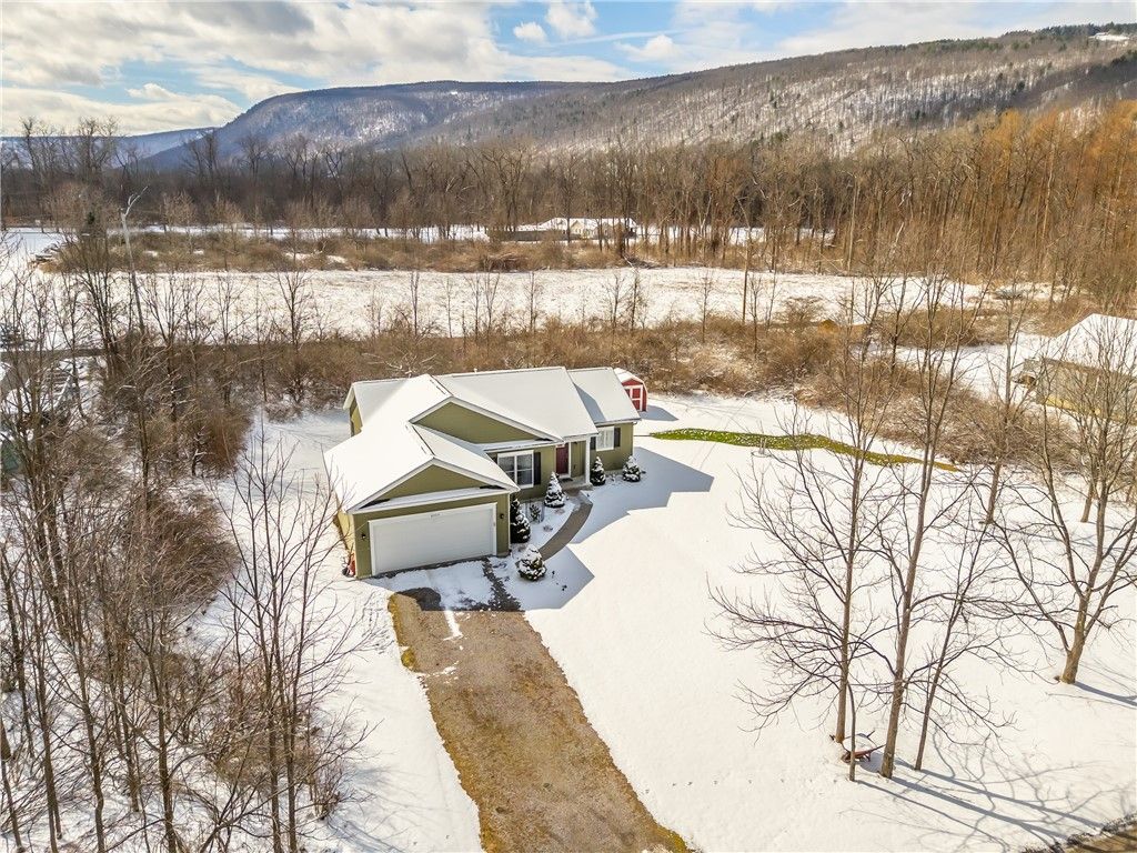 Photo of 8505 Laura Lane, Richmond, NY 14471 (MLS # R1666731)