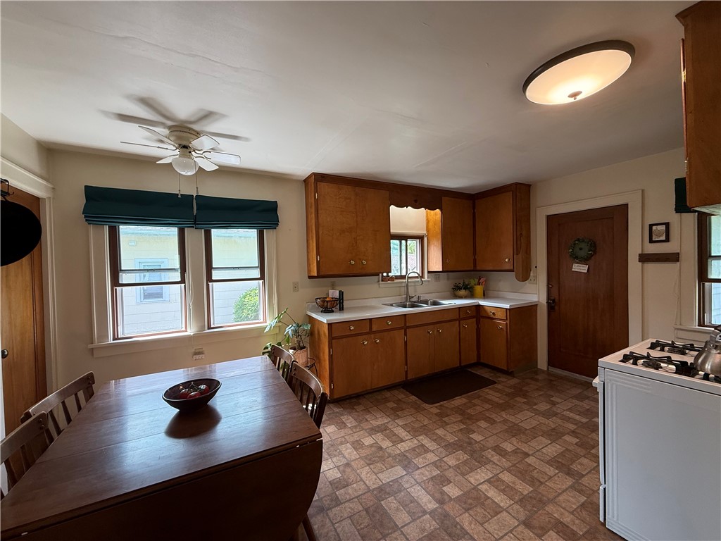 104 Redfern Drive, Rochester, New York image 26
