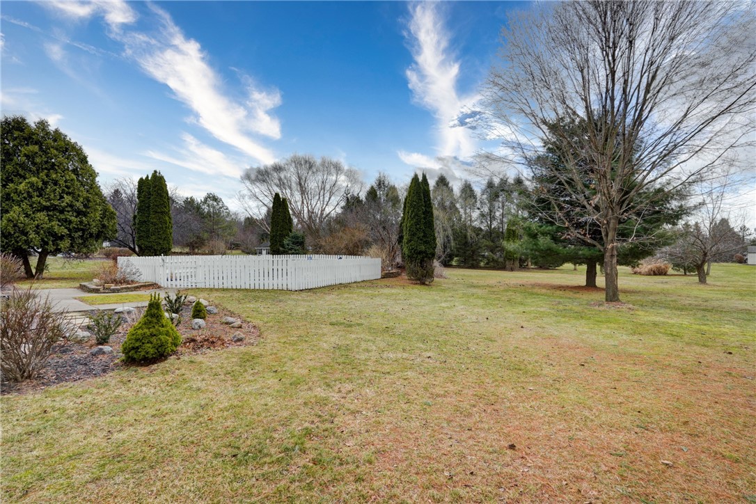 7377 Rolling Meadows Way, Victor, New York image 38