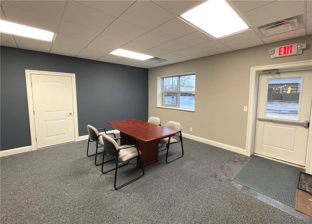 Photo of 270 S Main St St, Canandaigua City, NY 14424 (MLS # R1580792)