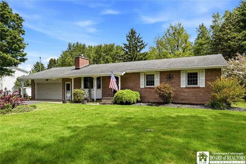 Homes For Sale - 701 Stolle Road<br/> Elma, NY 14059