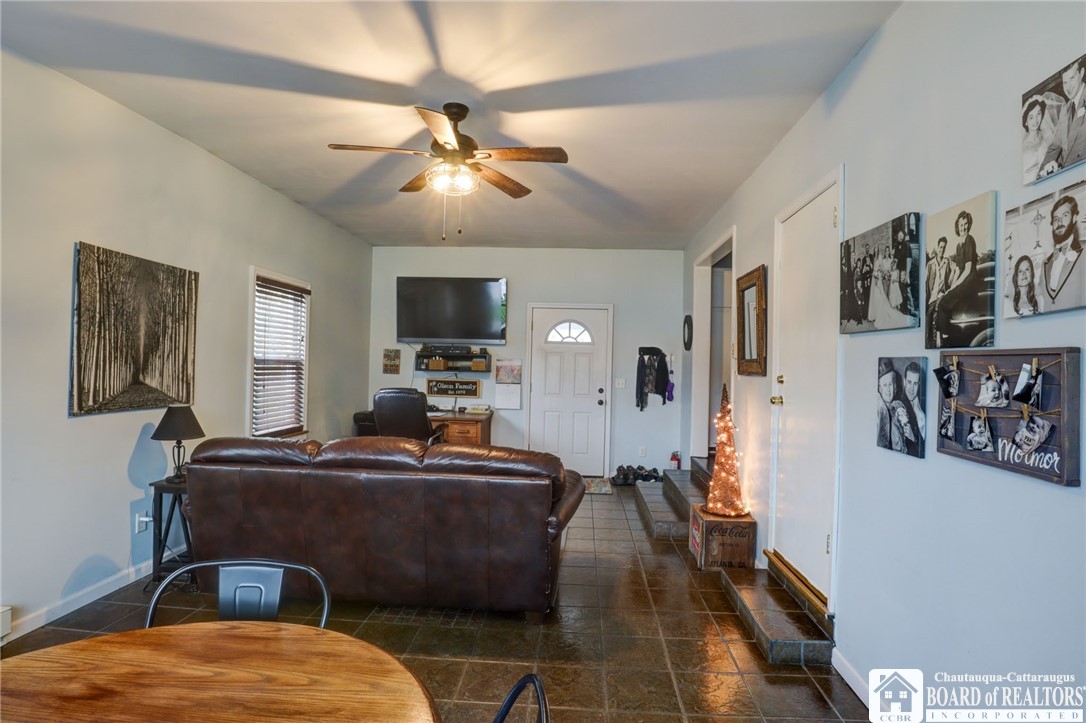 47 Summit Avenue, Jamestown, New York image 14