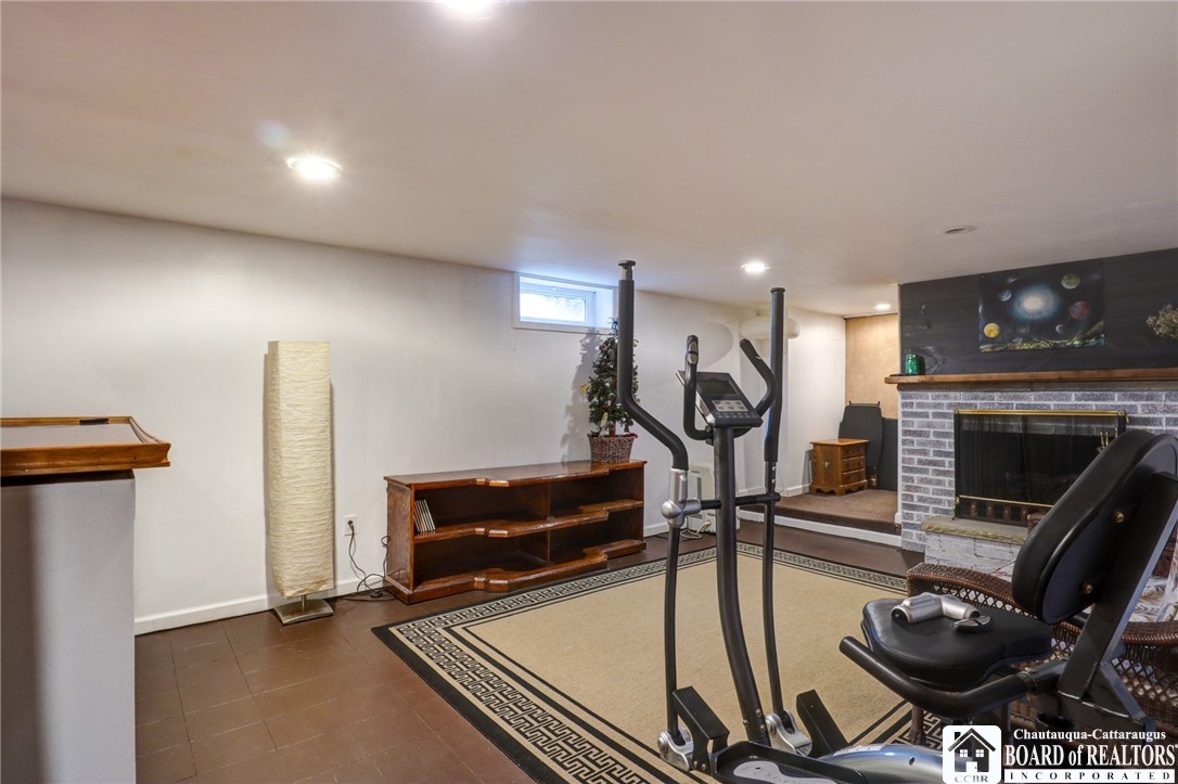 47 Summit Avenue, Jamestown, New York image 35