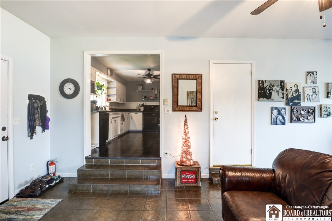 47 Summit Avenue, Jamestown, New York image 12