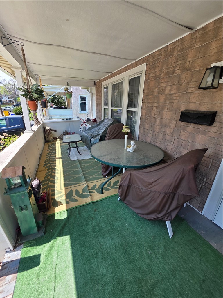 407 gaines street
