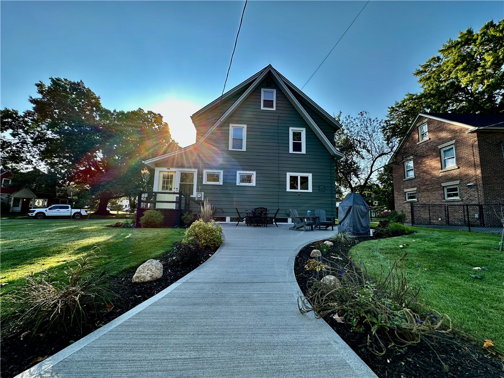 653 Winona Boulevard, Irondequoit, New York image 7