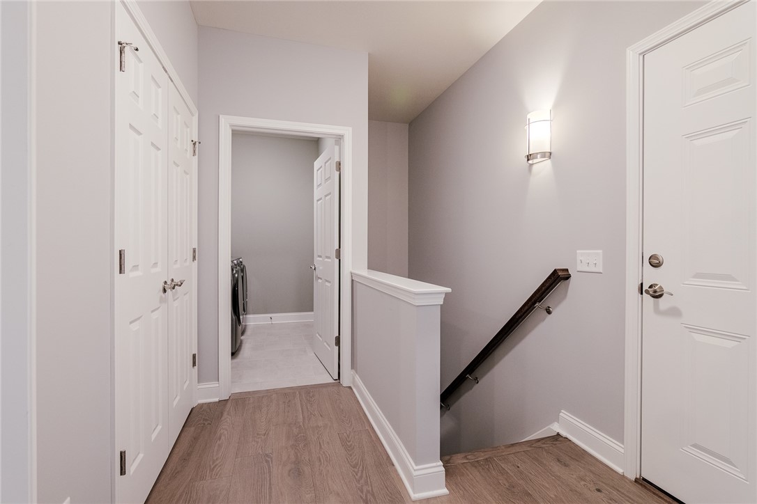 56 Cedarway Circle, Webster, New York image 32