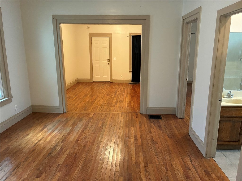 808 Exchange Street