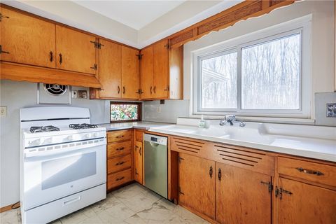 Tiny photo for 43 River Meadow Drive, Henrietta, NY 14623 (MLS # R1655463)