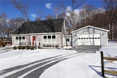 Homes For Sale - 5508 Peach Orchard Point<br/> Schuyler County, Hector, NY 14841