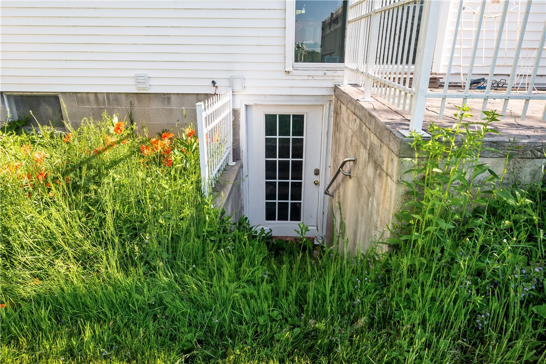 550 Manitou Beach Rd Rd, Greece, New York image 14