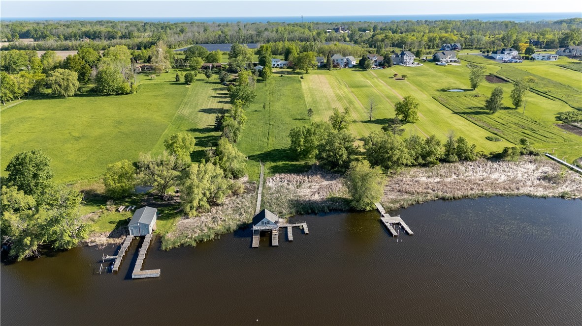 550 Manitou Beach Rd Rd, Greece, New York image 36