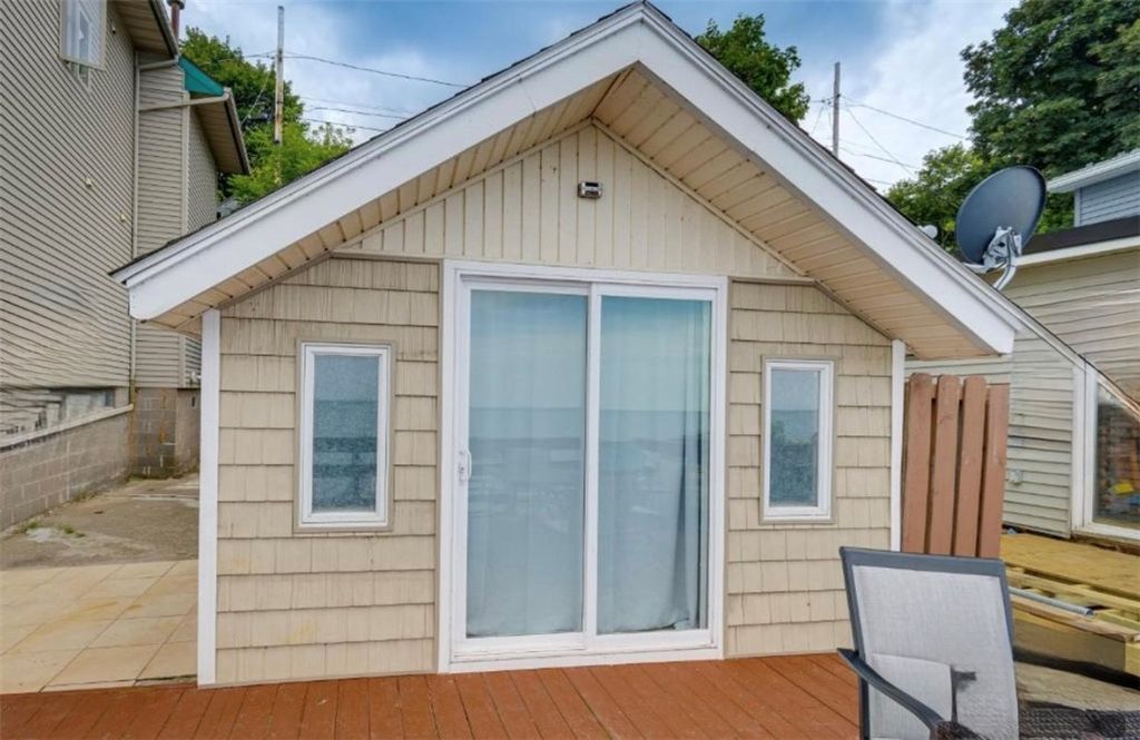 Photo of 182 Lake Bluff Road, Irondequoit, NY 14622 (MLS # R1665302)