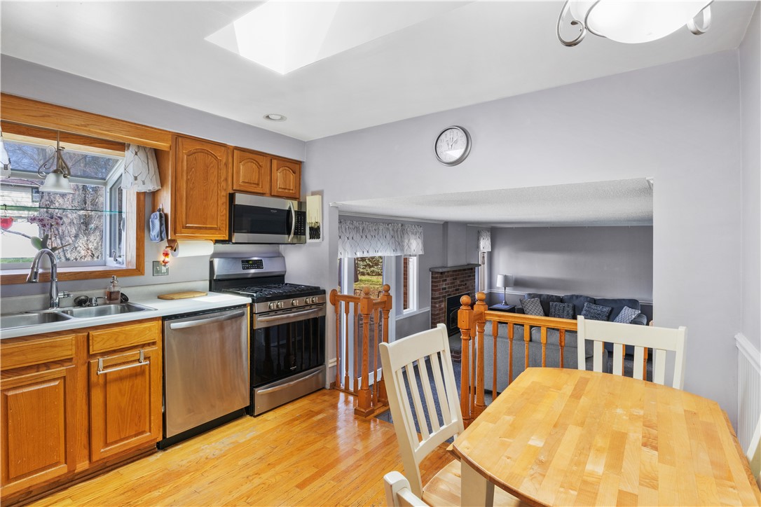 28 Medallion Circle, Greece, New York image 9