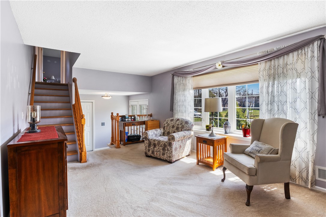 28 Medallion Circle, Greece, New York image 6