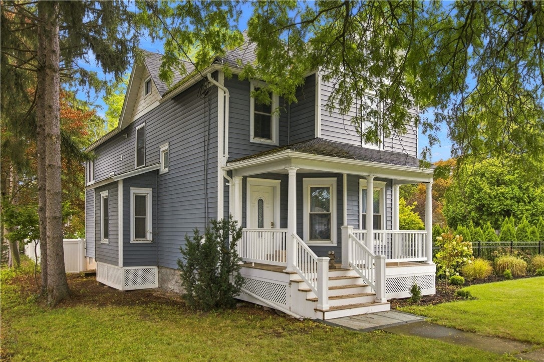 63 Oak Street