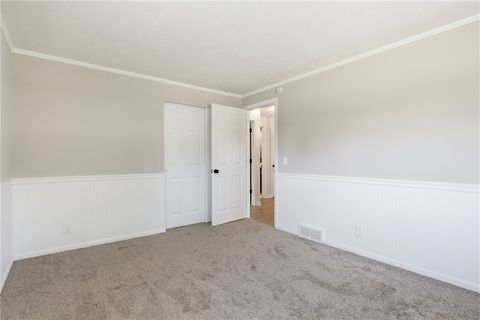 Tiny photo for 396 Eileen Drive, Greece, NY 14616 (MLS # R1685044)