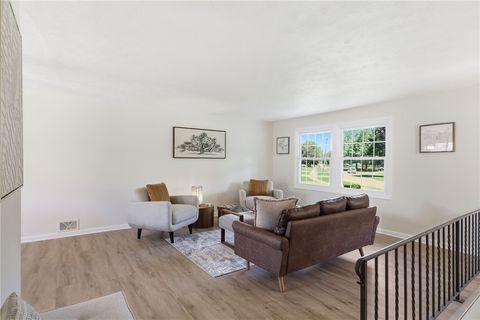 Tiny photo for 396 Eileen Drive, Greece, NY 14616 (MLS # R1685044)