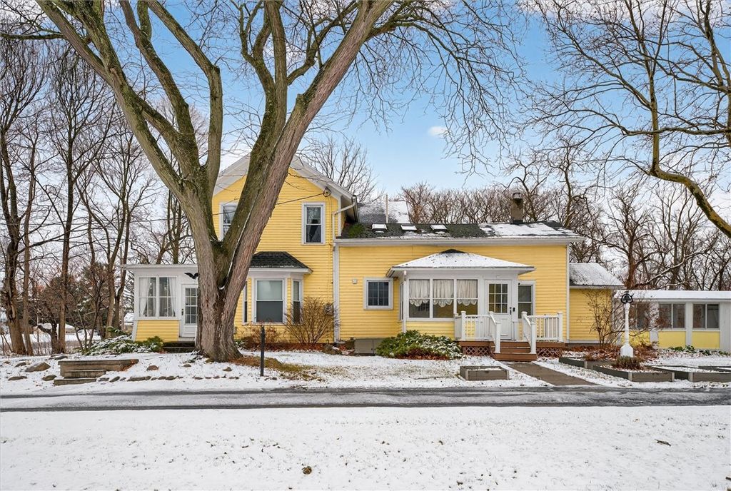 Photo of 4774 Lyell Road, Ogden, NY 14559 (MLS # R1666570)