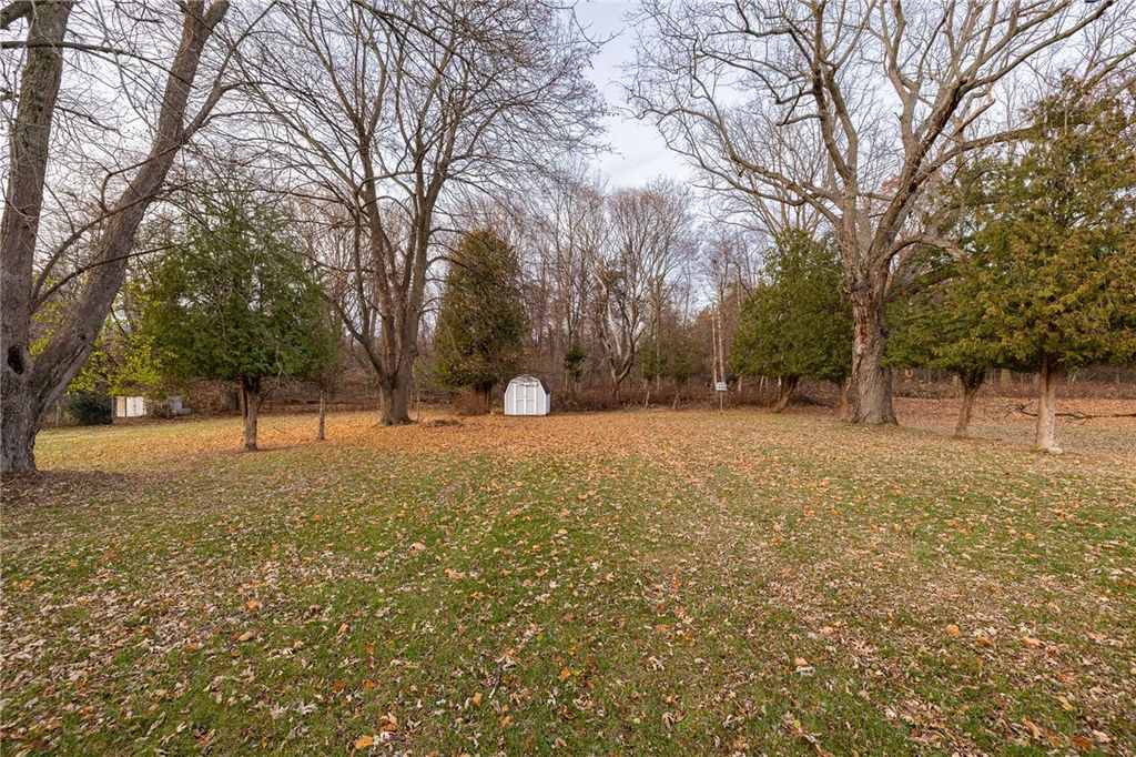 Photo of 510 Hinchey Road, Gates, NY 14624 (MLS # R1652779)