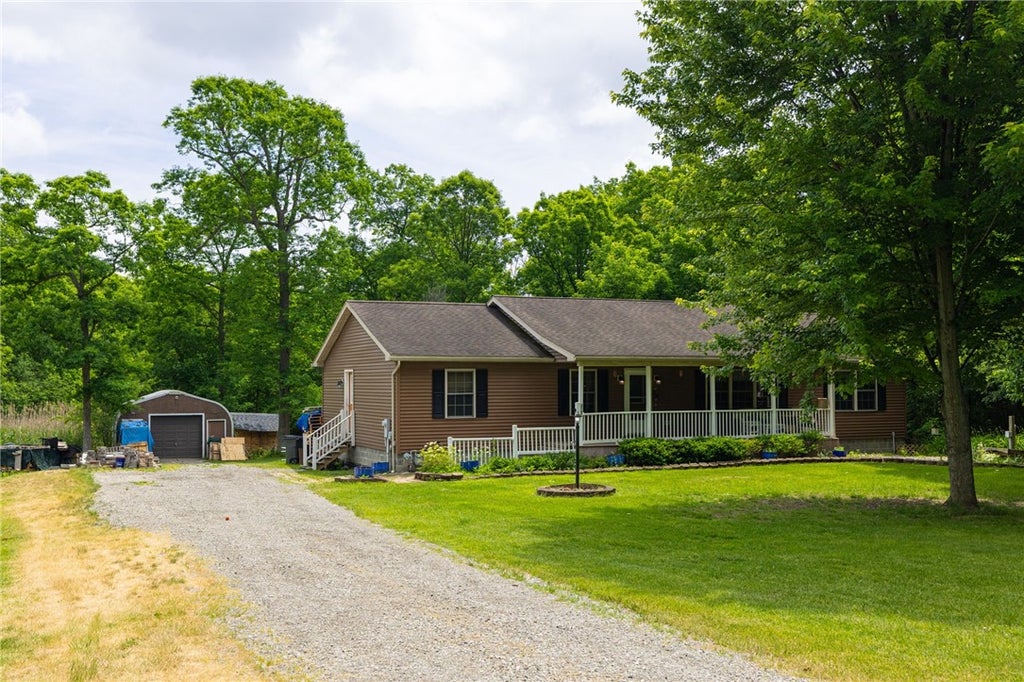 Photo of 3767 Retsof Road, York, NY 14533 (MLS # R1704883)