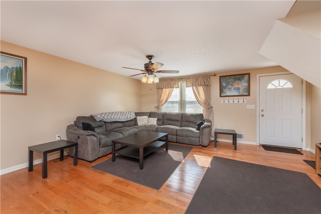 60 Wayfaring Lane, Greece, New York image 3