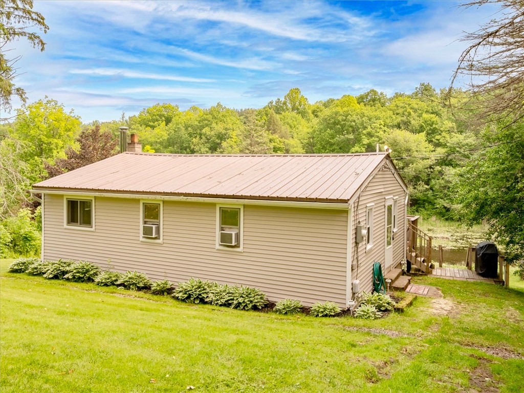 7686 Cardinal Road