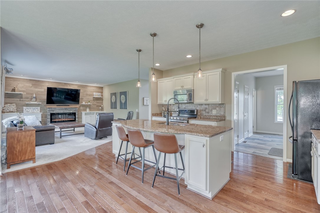 854 Esjay Drive, Victor, New York image 12