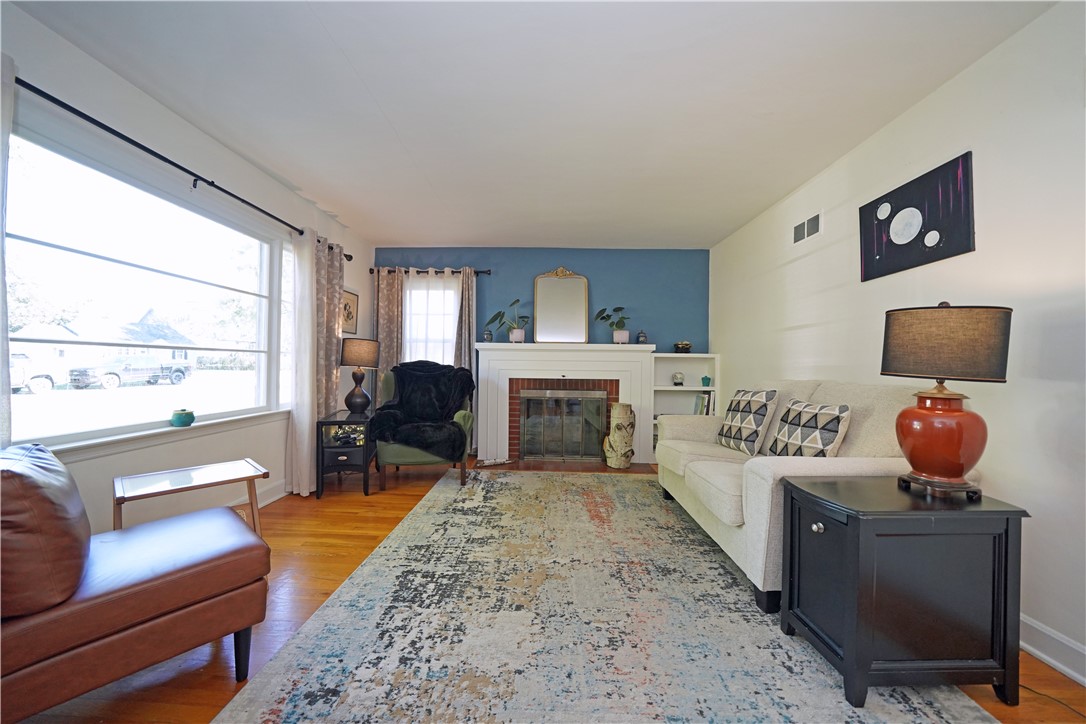 94 Evergreen Avenue